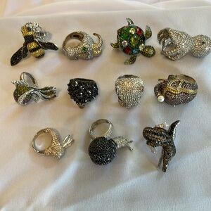 NOIR Rings - Set of 11 animal rings